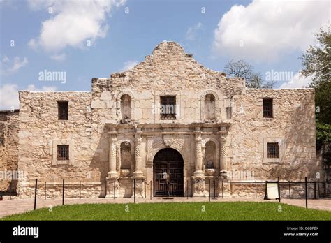 The Alamo Mission In San Antonio Texas Stock Photo Alamy