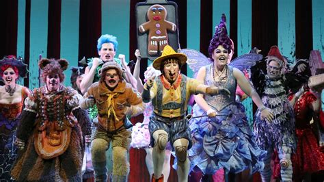 Shrek Melbourne Musical 2020 Review Fun Colour And A Strong Message