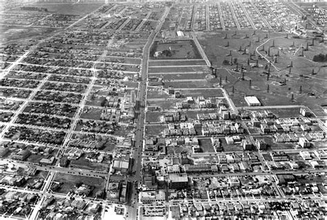 Wilshire Blvd Looking West 1930