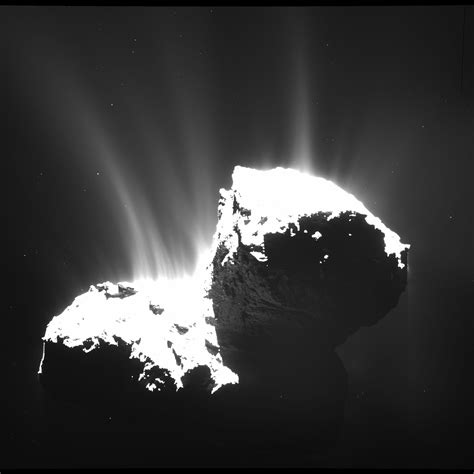 Rosetta Probe Images Of Comet 67pchuryumov Gerasimenko Lead To