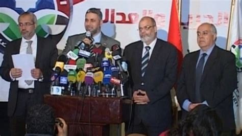 الجيش المصري يؤكد التحفظ على مرسي بـصورة وقائية