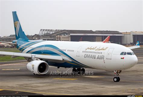 A4o Di Oman Air Airbus A330 300 At Mumbai Chhatrapati Shivaji Intl