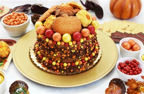 50+ thanksgiving cakes that'll even sway the pie lovers. Easy Thanksgiving Cake Decorating Ideas ⋆ Savvy Saving Couple