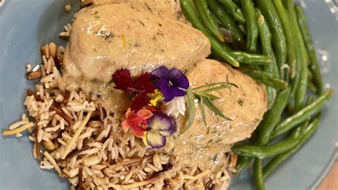 Chicken With Tarragon Cream Sauce Green Beans With Shallots Rice