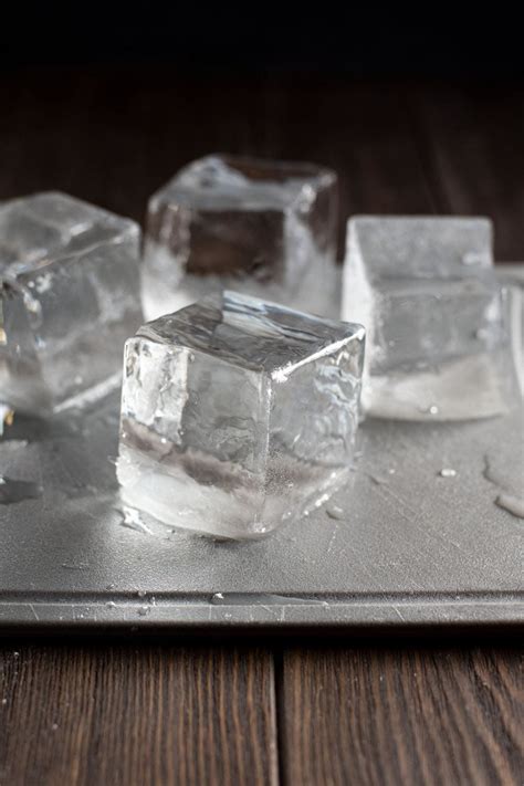 How To Make Clear Ice Cubes Clear Ice Ice Cube Ice Melting