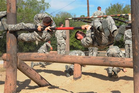 Bmt Trainees Complete Last Run On Closing Obstacle Course Air Force