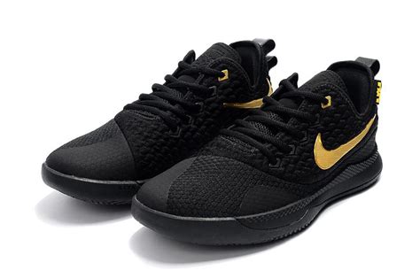 Fit for a king lebron's recent signature shoe, the lebron 17 , has quickly become a fan favorite for its stylish colors, supportive fit, and use of durable and lightweight battleknit 2.0. Nike Lebron James Witness 3 Shoes Gold Black