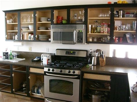 In reality, it is of little effect whether or not the inside of the kitchen cabinets are painted. Painting Kitchen Cabinets Black Design - My Kitchen Interior | MYKITCHENINTERIOR