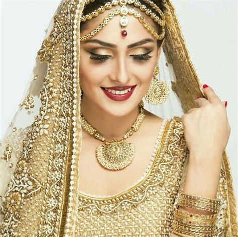 Ayeza Khan Bridal Mehndi Dresses Pakistani Bridal Makeup Pakistani