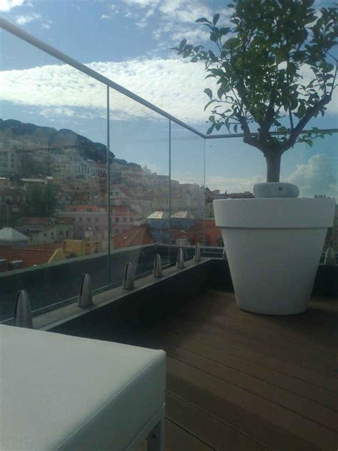 Q Railing Rooftop Hotel Mundial Lisboa Pt Pentagonal
