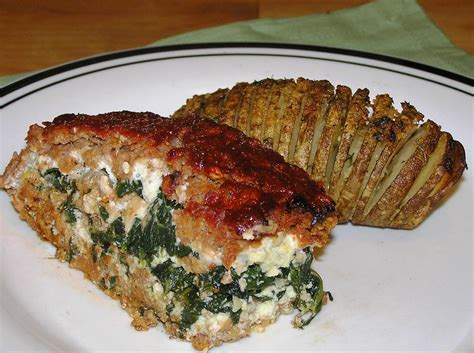 Toss it with hard boiled eggs, browned mushrooms and fresh spinach for a crunchy salad that's sure to please. Spinach Ricotta Meatloaf Roll with Hasselback Potatoes ...