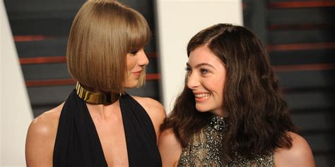 lorde shares what text from taylor swift looks like