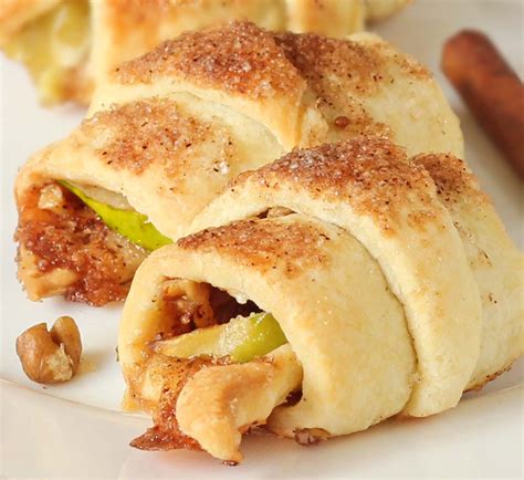 Easy Apple Pie Bites Cakescottage
