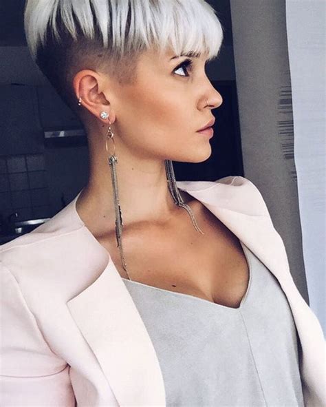 Sidecut Damen Pin On Pixie Undercut