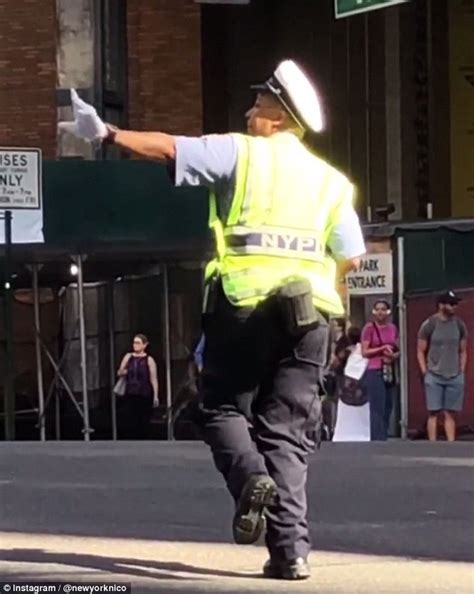instagram captures video of cop dancing while directing traffic daily mail online