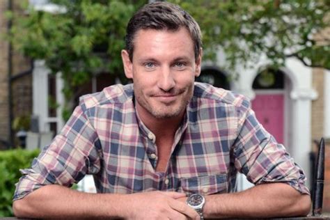 dean gaffney has revealed that he s now joined dating app bumble