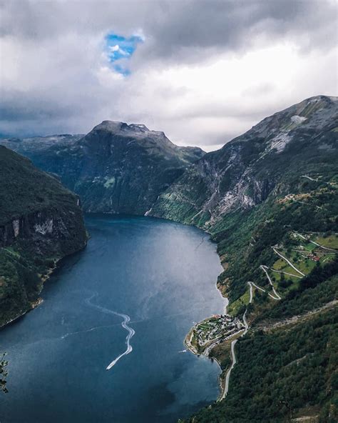 Guide To Geiranger What To See And Do In Geiranger Fjord Tours