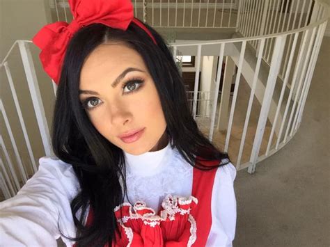 A Look At Gorgeous New Adult Film Star Marley Brinx