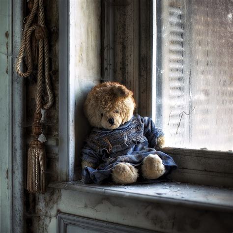 Alone Sad Teddy Bear Hd Phone Wallpaper Pxfuel