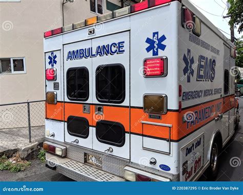 Emergency Medical Services Paramedic Unit Ambulance Parked Editorial Image Image Of Assistance