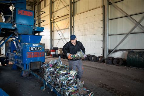 Odjeljenje Za Reciklažu Komunalnog Otpada Deponijame