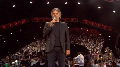 Andrea Bocelli Brings Audience To Tears With Powerful Phantom Of The