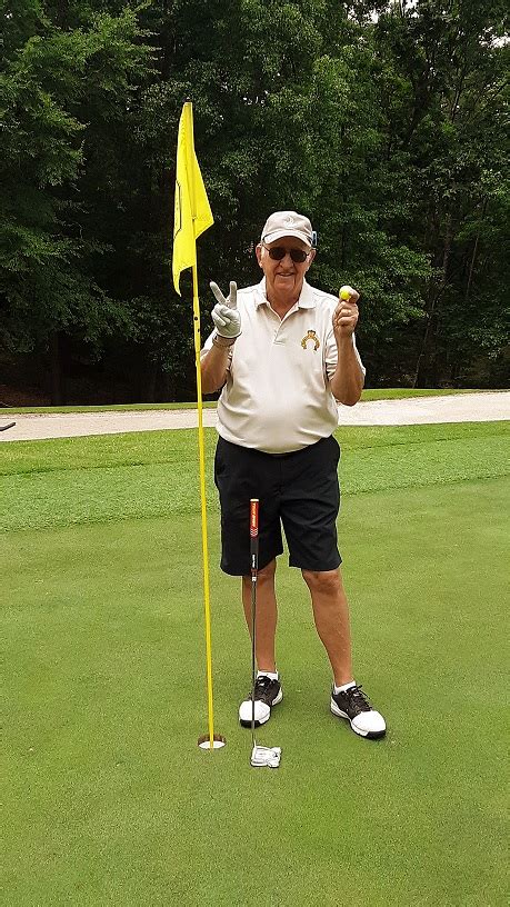 American Golfer 81 Year Old Golfer Makes Two Aces During Same Round At