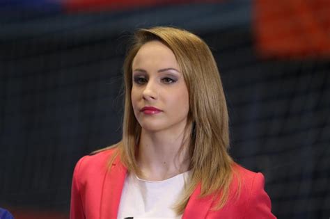 Utwór taniec eleny towarzyszy wyjściom piłkarzy widzewa na płytę boiska podczas meczów rozgrywanych na stadionie przy al. The Top 10 Hottest Female Gymnasts of All-Time