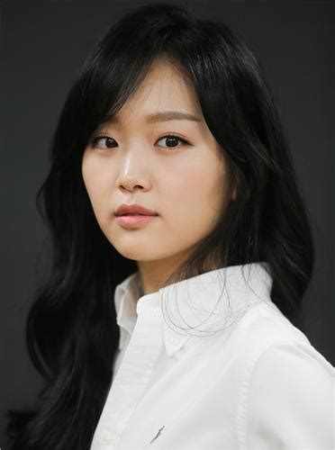 ^ 진기주, 알고보니 대기업 사원·기자·슈퍼모델 출신. Heavenising :: 진기주 화보 사진모음