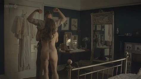 Naked Saskia Reeves In Women In Love
