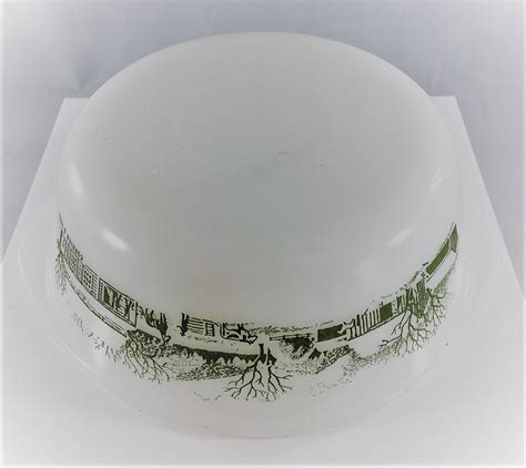 Vintage Glasbake Milk Glass 1 12 Quart Covered Casserole Dish Green