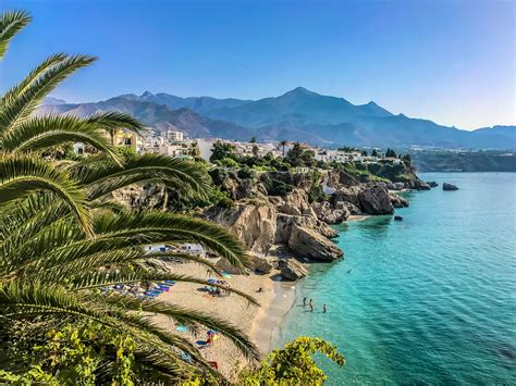 Vacaciones En Nerja Desde 190€ Felicesvacaciones