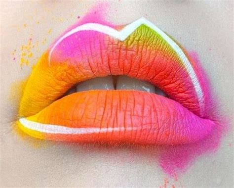 Cool Lip Art Designs