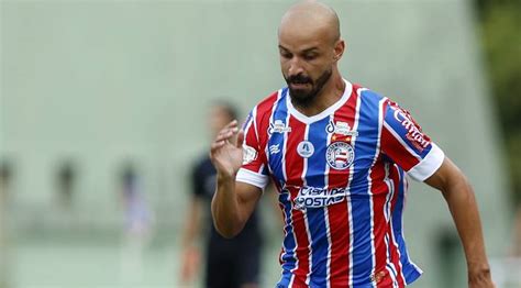 Escalação e desfalques do defensa. Após classificação, meia do Bahia já mira duelo pela Sul ...
