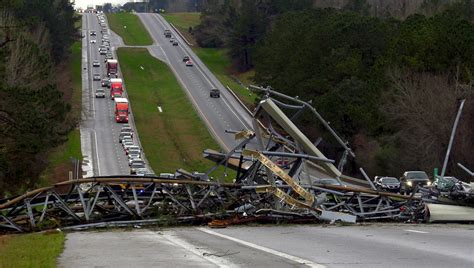 Tornado Kills People In Alabama Severe Storms Hit Southeast