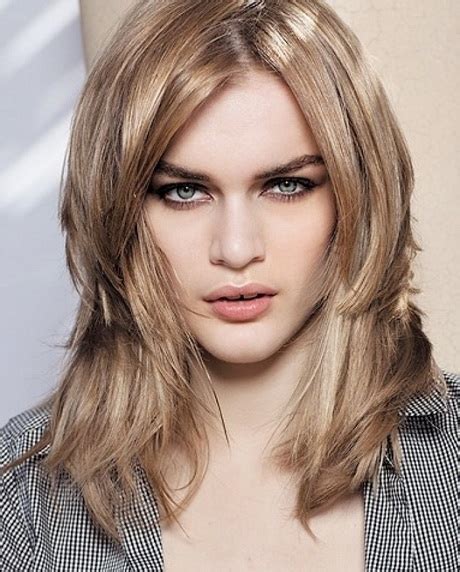 Medium To Short Layered Haircuts Style And Beauty