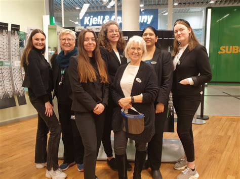 Læs mere om de skærpede rejsevejledninger og indrejserestriktioner her. Optiker Monikas reise fra India til Sverige | Join Specsavers