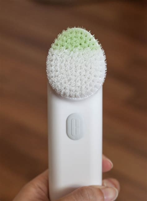 tracy khong clinique sonic system purifying cleansing brush review
