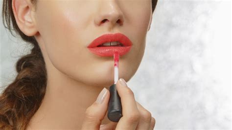 Lipstik Make Over Yang Cocok Untuk Kulit Sawo Matang Warta Demak