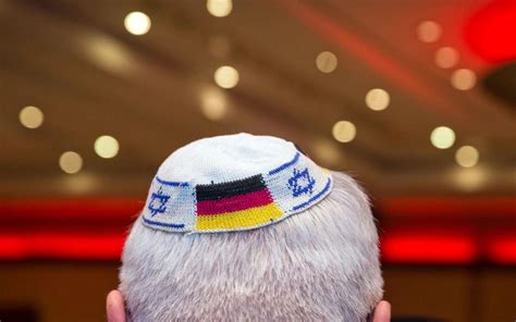 Jews Warned Against Wearing Kippa Skullcaps As Anti Semitism Rises In Germany