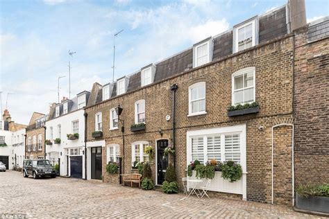 Sir Michael Caine S Former London Home Is For Sale For M Daily Mail