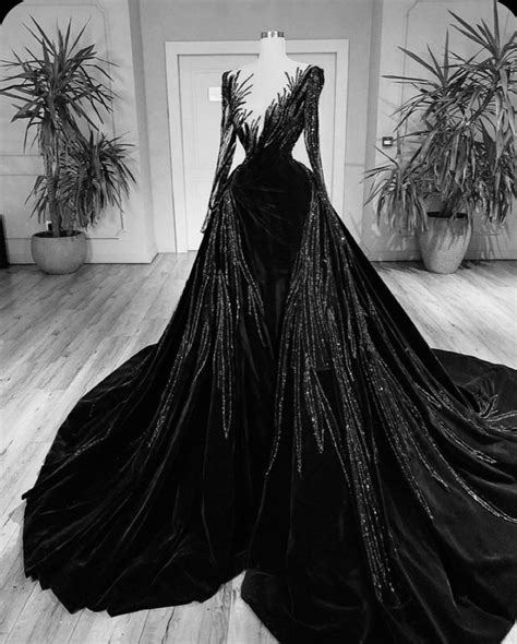 My Facebook Page “fashion Black” Luulla 🖤🖤🖤 Ladyboleyn Black