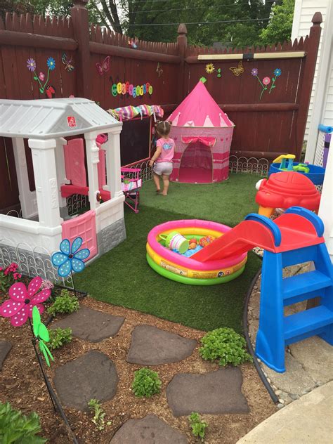 10 Outdoor Play Area Ideas For Toddlers