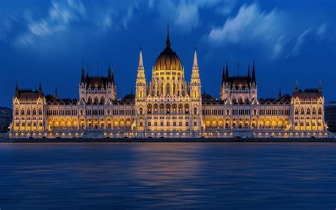 Hungarian Parliament Building At Nightfall Hd Wallpaper