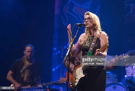Tedeschi Trucks Band Performs At Le Grand Rex Photos And Premium High Res Pictures Getty Images