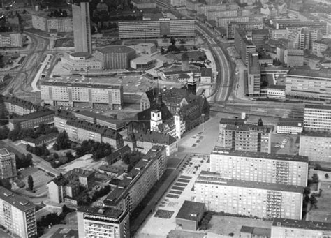 Das Zentrum Von Karl Marx Stadt Am 31 März 1977 Bild Bundesarchiv