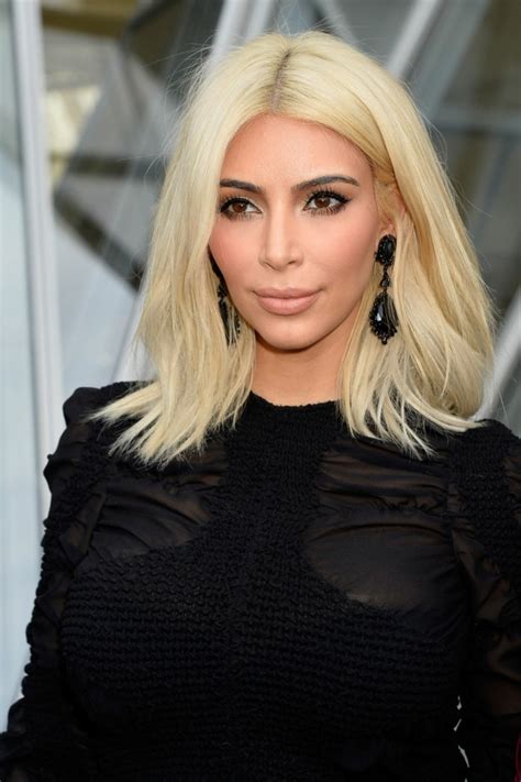 Si vous voulez avoir ce plaisir et profiter de la douceur de vos cheveux, les coiffures bouclées. Les plus belles coupes de cheveux de 2016! - Archzine.fr