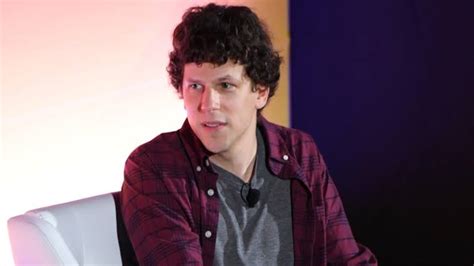 Jesse Eisenberg Height Age Biography Marriage Net Worth And Wiki