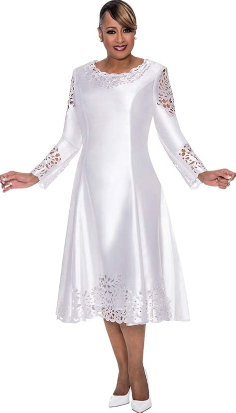 Rejtett Pelmel Kirekesztés Elegant White Dresses For Church Absztrakt