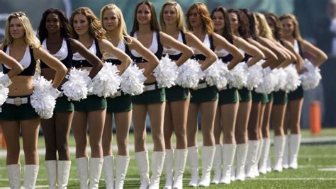 Former Jets Cheerleader Sues Team Over Alleged Low Pay